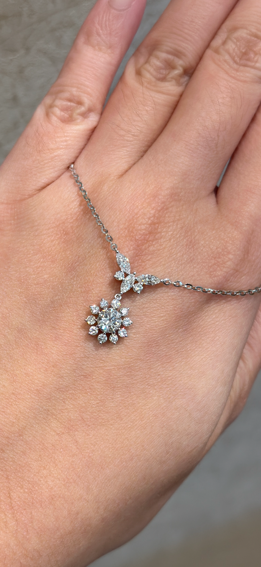 Gardenia Diamond Necklace