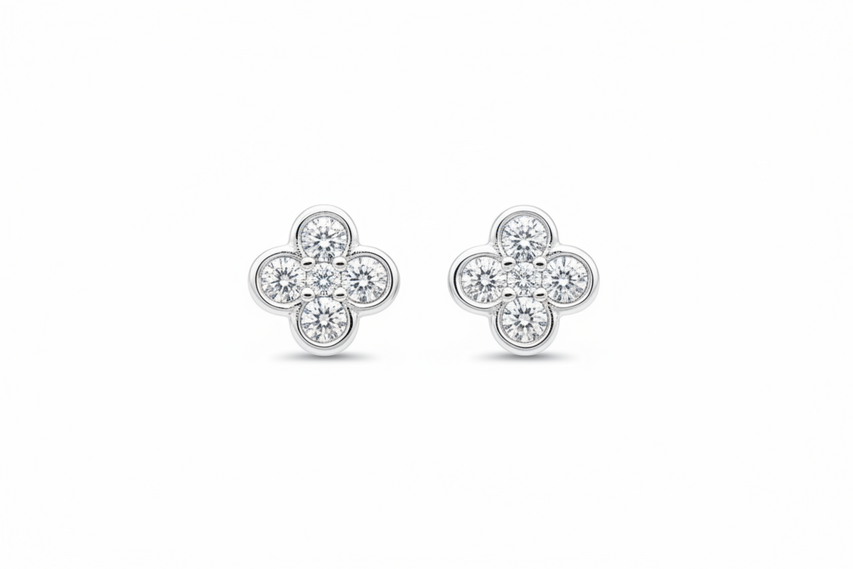 Fortuna Clover Petite Diamond Earrings