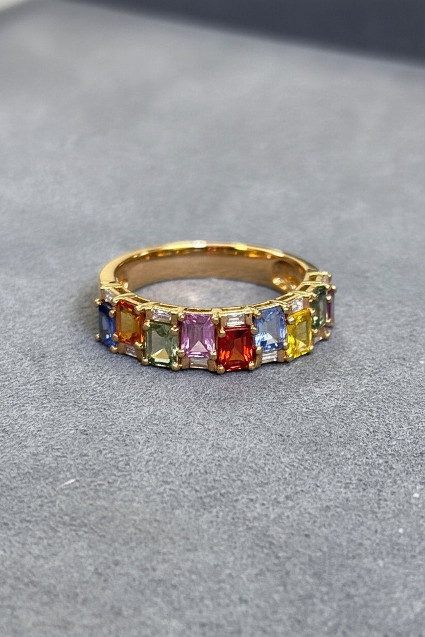 Palette Emerald cut Sapphire Ring