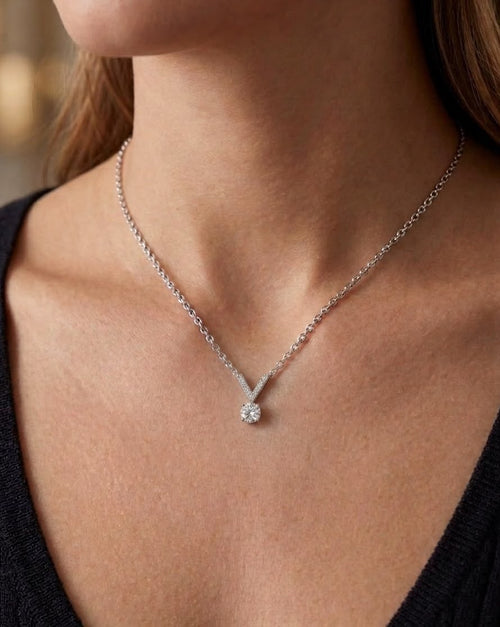 Aris V-shaped Solitaire Diamond Necklace